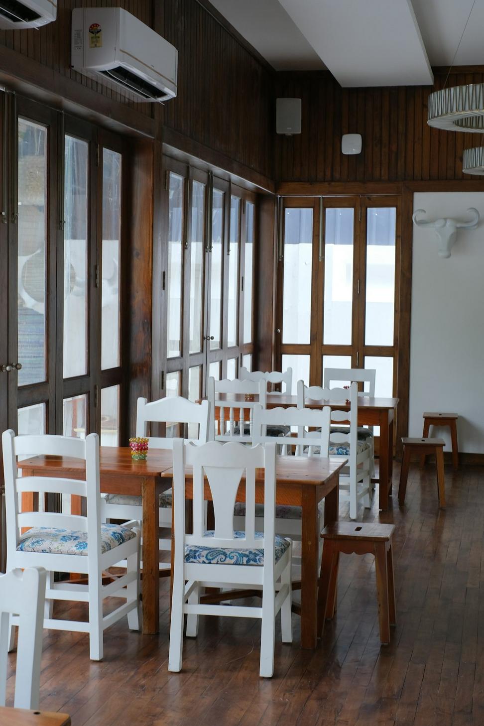 Commercial restaurant design